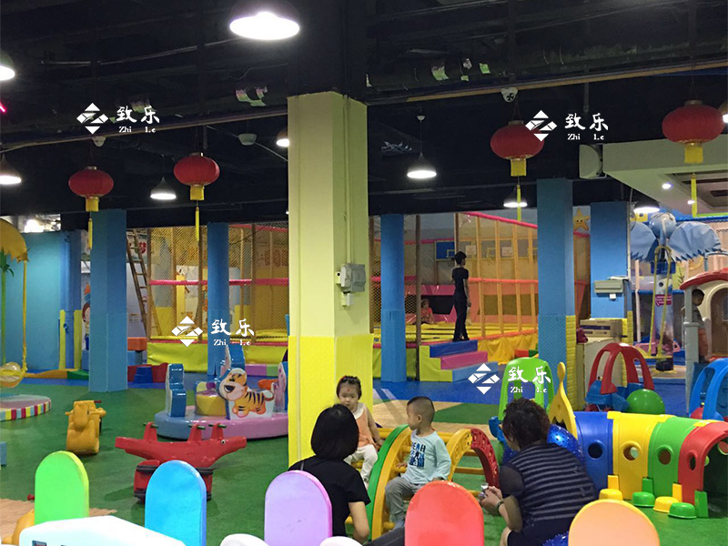 淘氣堡設備兒童樂園案例