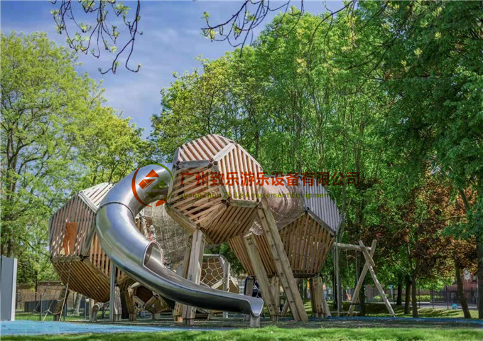 戶外景區兒童樂園案例介紹-濱海公園木制無動力兒童樂園